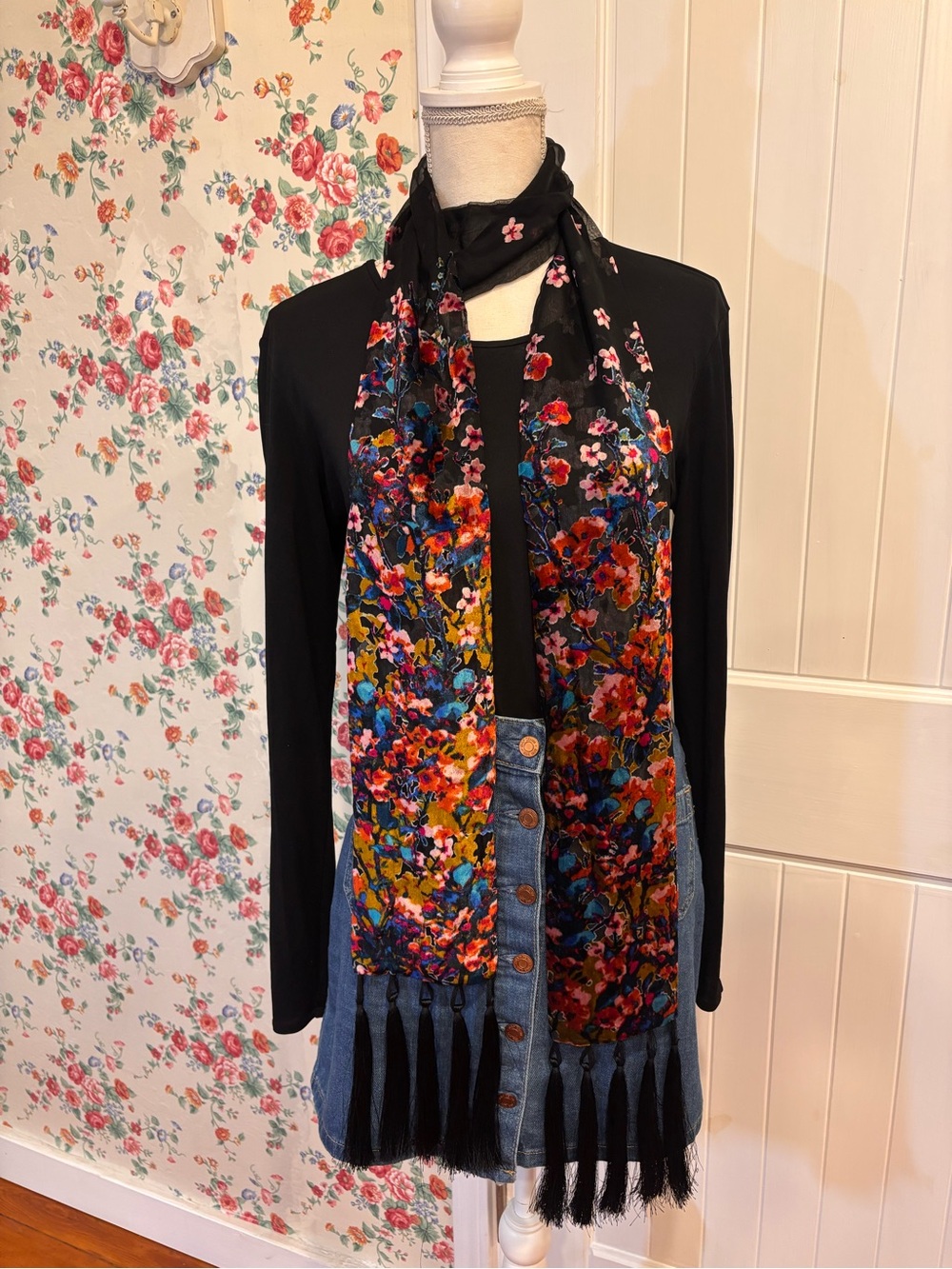 Luxe Floral Burnout Velvet Skinny Scarf Tassel Fringe Fall Career Chic